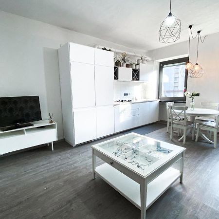 Casa San Dona - Luminoso Trilocale Con Parcheggio Apartment Turin Exterior photo